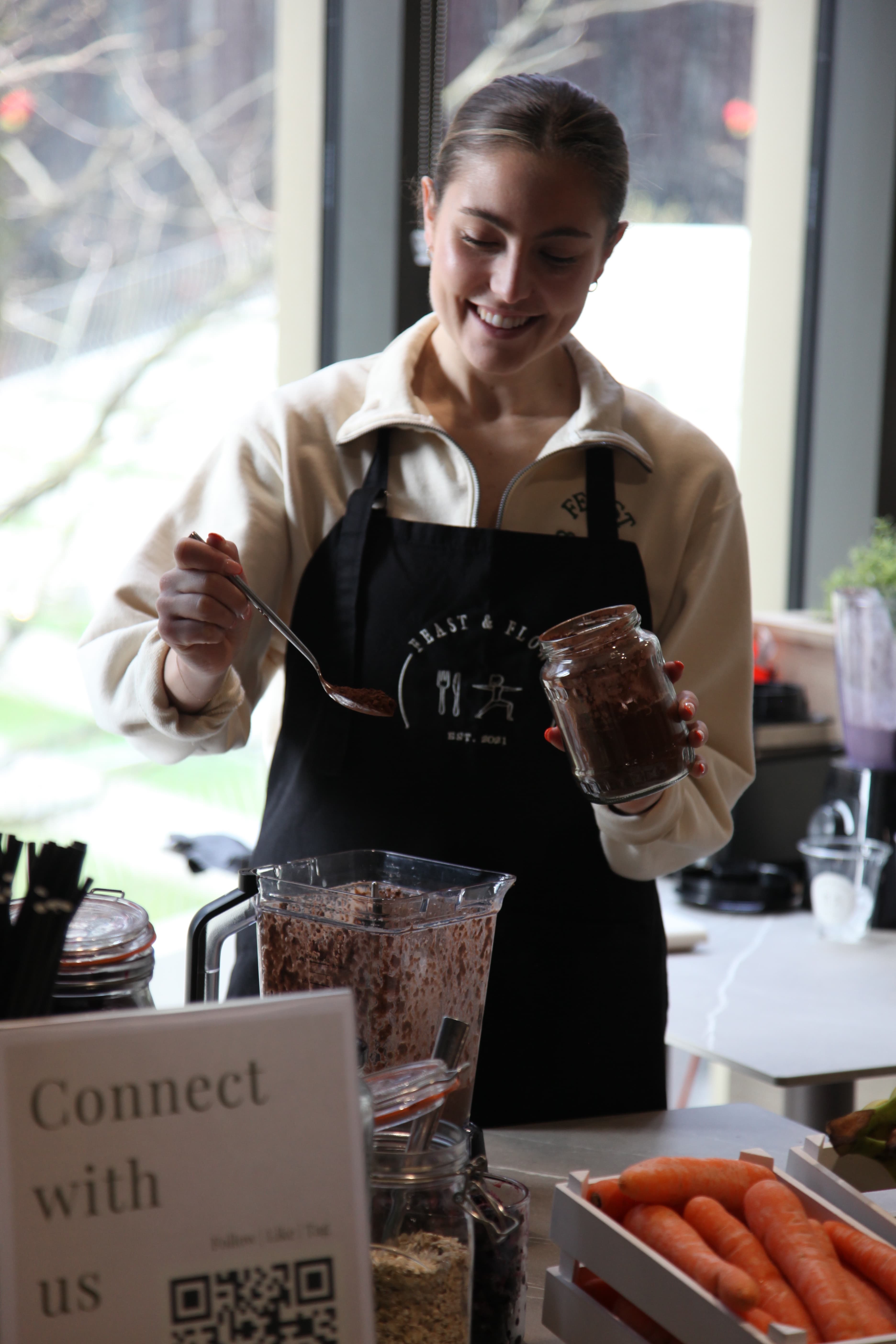 Professional Profile Image 963