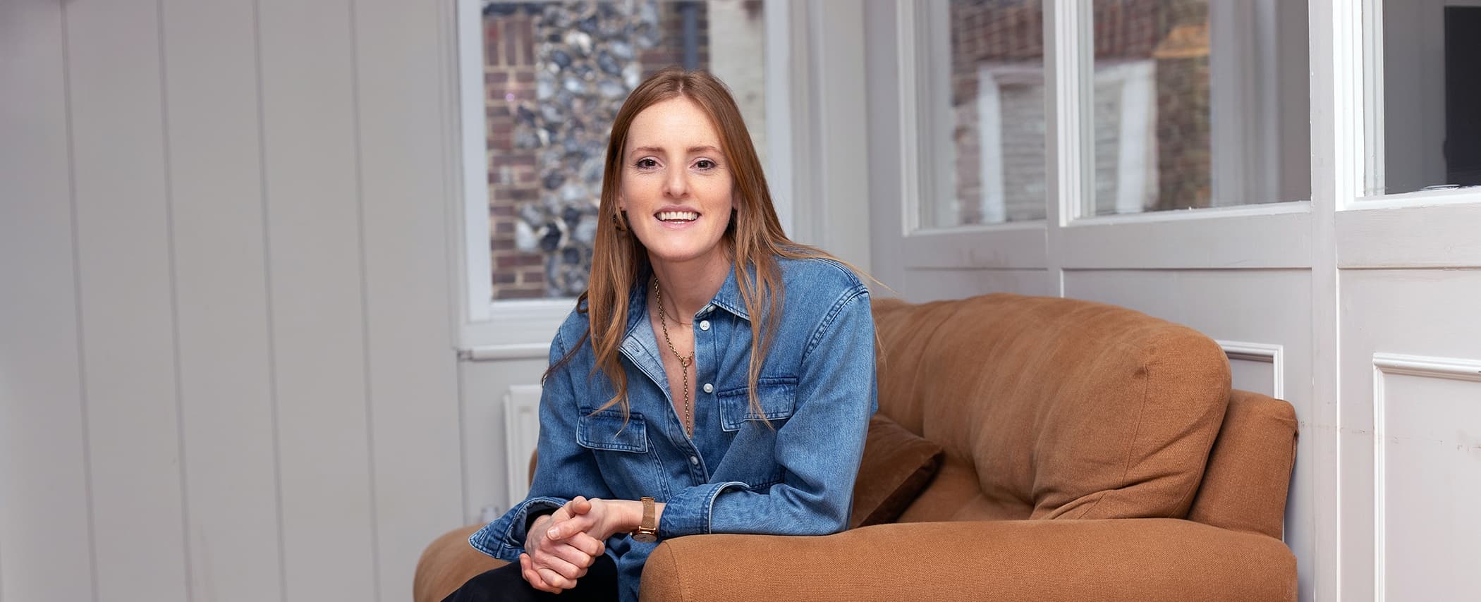 Professional Profile Image 976