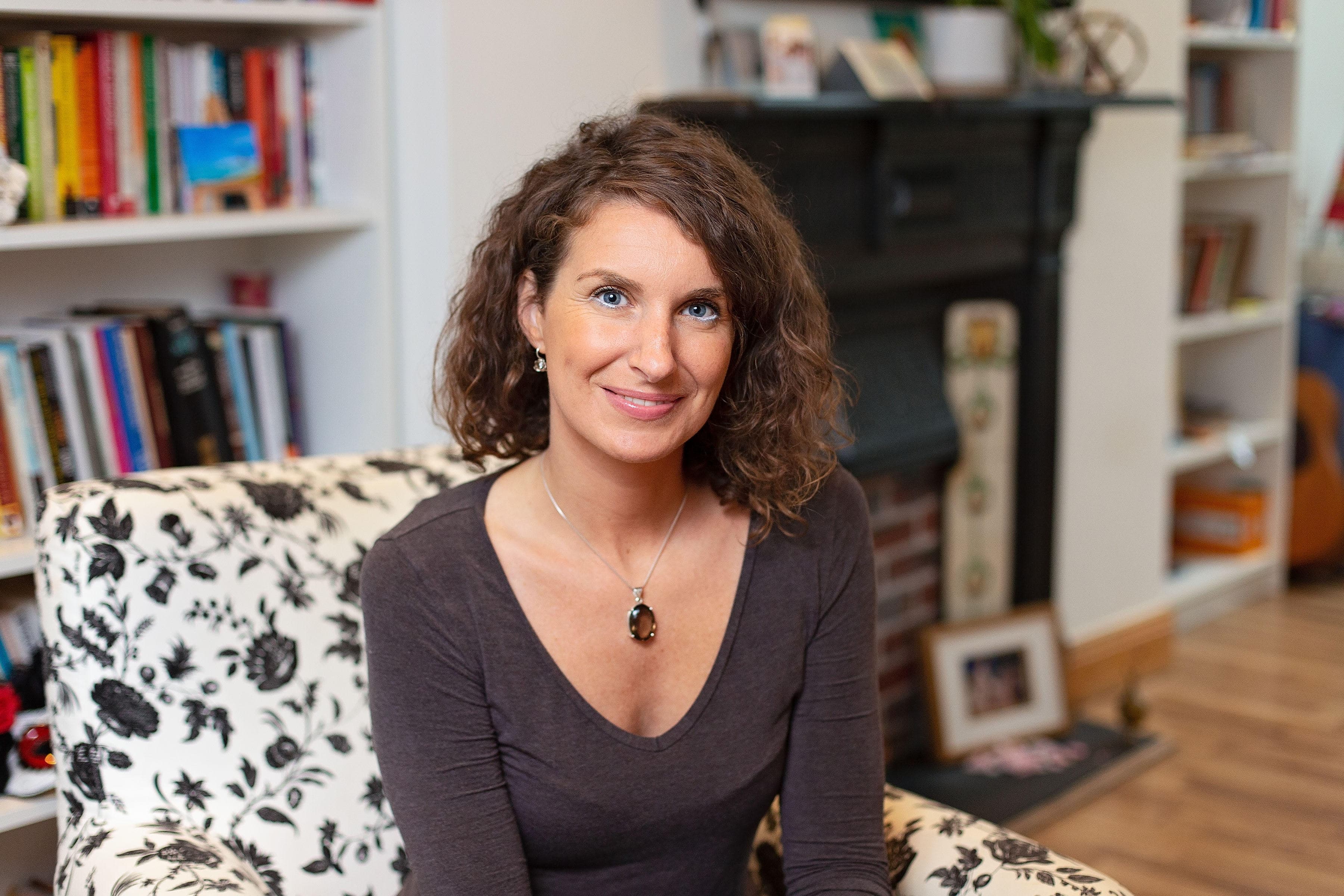 Professional Profile Image 979