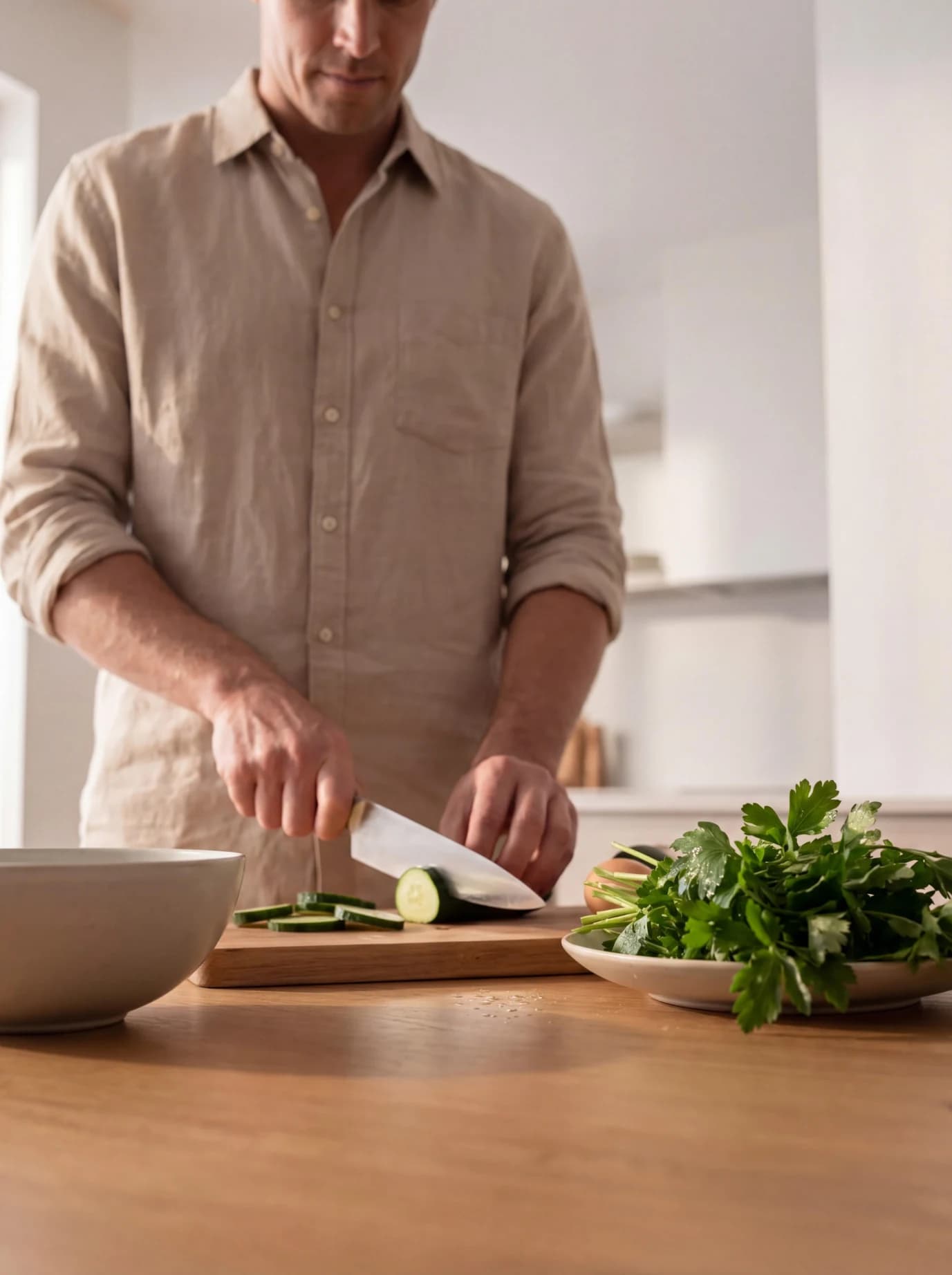 A professional preparing vegetables for a nutritious meal